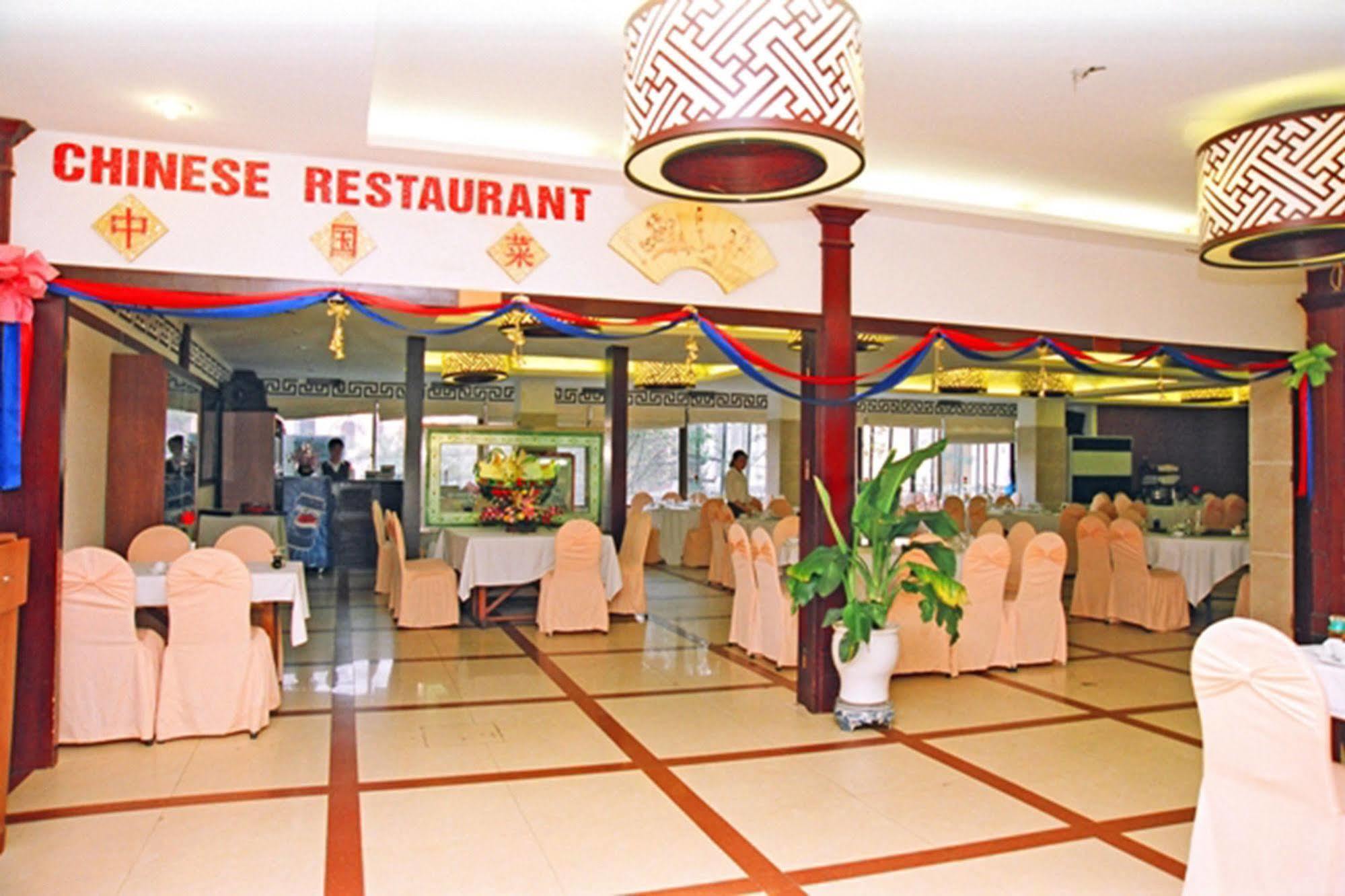 Oasis Hanoi Hotel Екстериор снимка