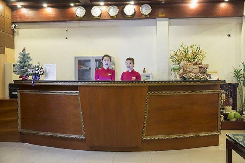 Oasis Hanoi Hotel Екстериор снимка